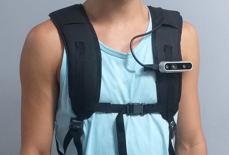 Dispositivo Vestível Inovador Auxilia Pessoas Cegas na Detecção de Obstáculos