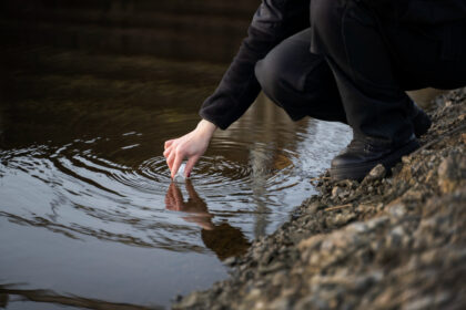 Contaminantes Emergentes: Como Agravam a Crise Hídrica em Países em Desenvolvimento, Revela Dossiê