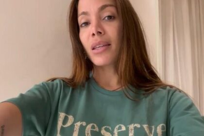 Vídeo: Anitta pede intervenção da justiça e da prefeitura para evitar leilões de áreas verdes em Salvador