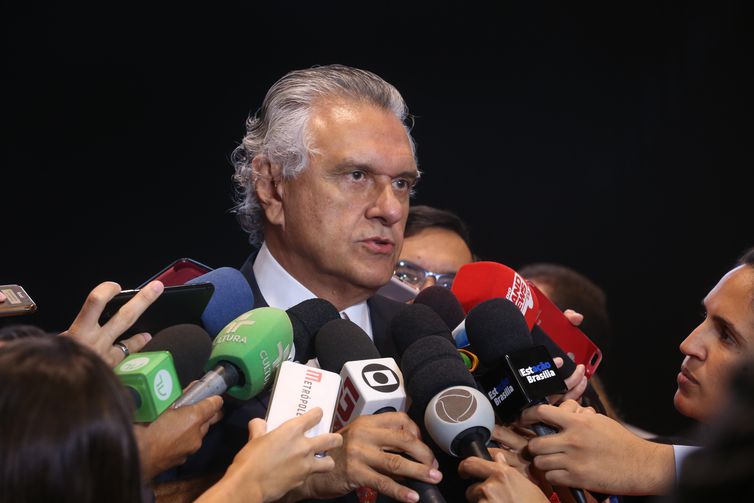 Câmara de Salvador aprova Medalha Thomé de Souza para Ronaldo Caiado