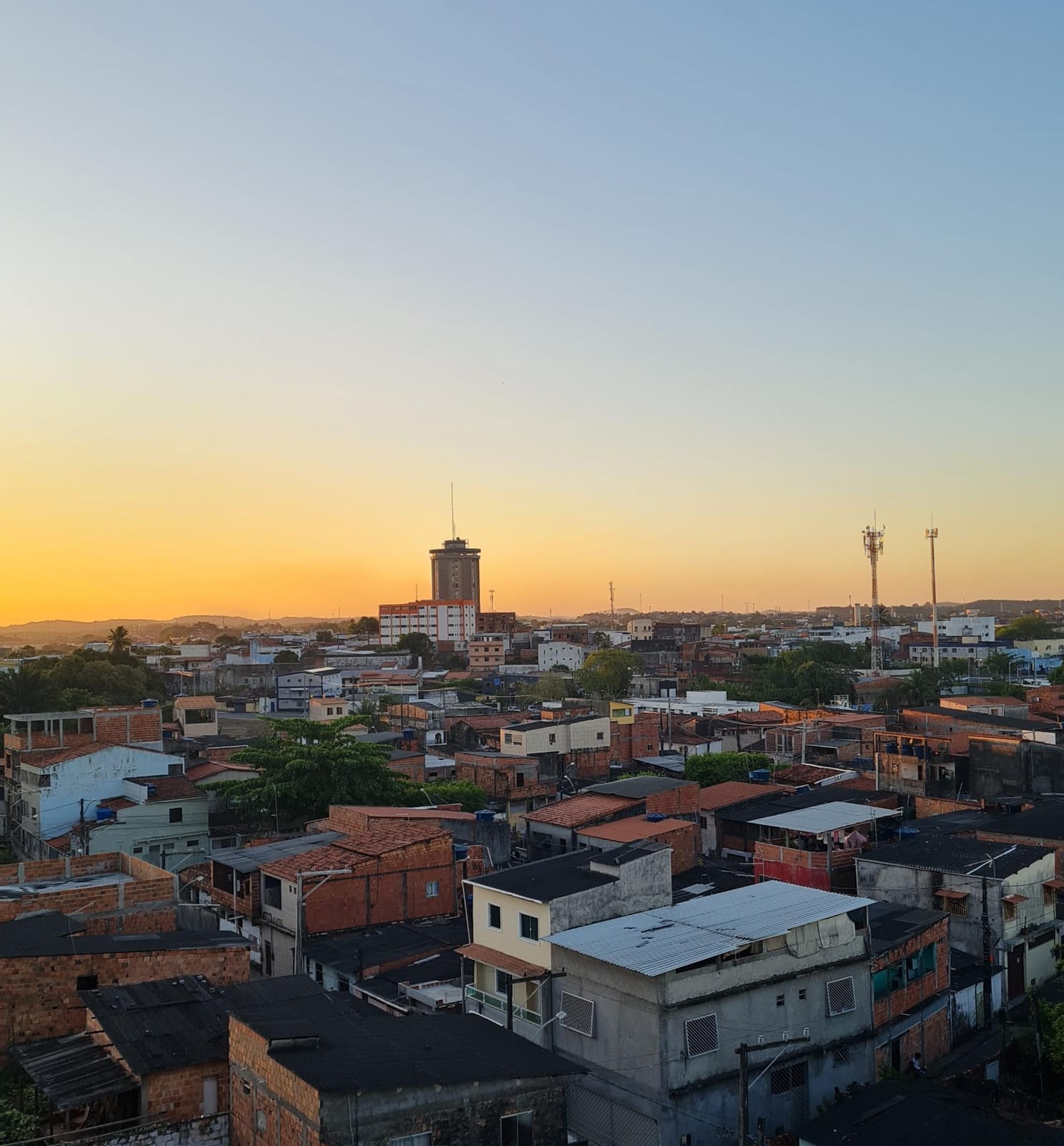 Falta de água crônica em Camaçari requer ação do MP e acordo com Embasa