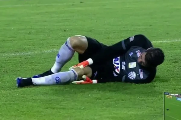 Globo é condenada a indenizar ex-goleiro da Jacuipense por repetição excessiva de erro em jogo da Série B