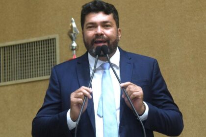 Marcinho quer instituir a disciplina Finanças Pessoais nas escolas públicas e privadas da Bahia