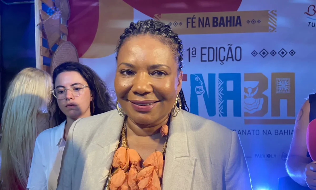 Margareth Menezes é convidada pela Câmara a esclarecer uso de verbas públicas em shows e denúncias políticas