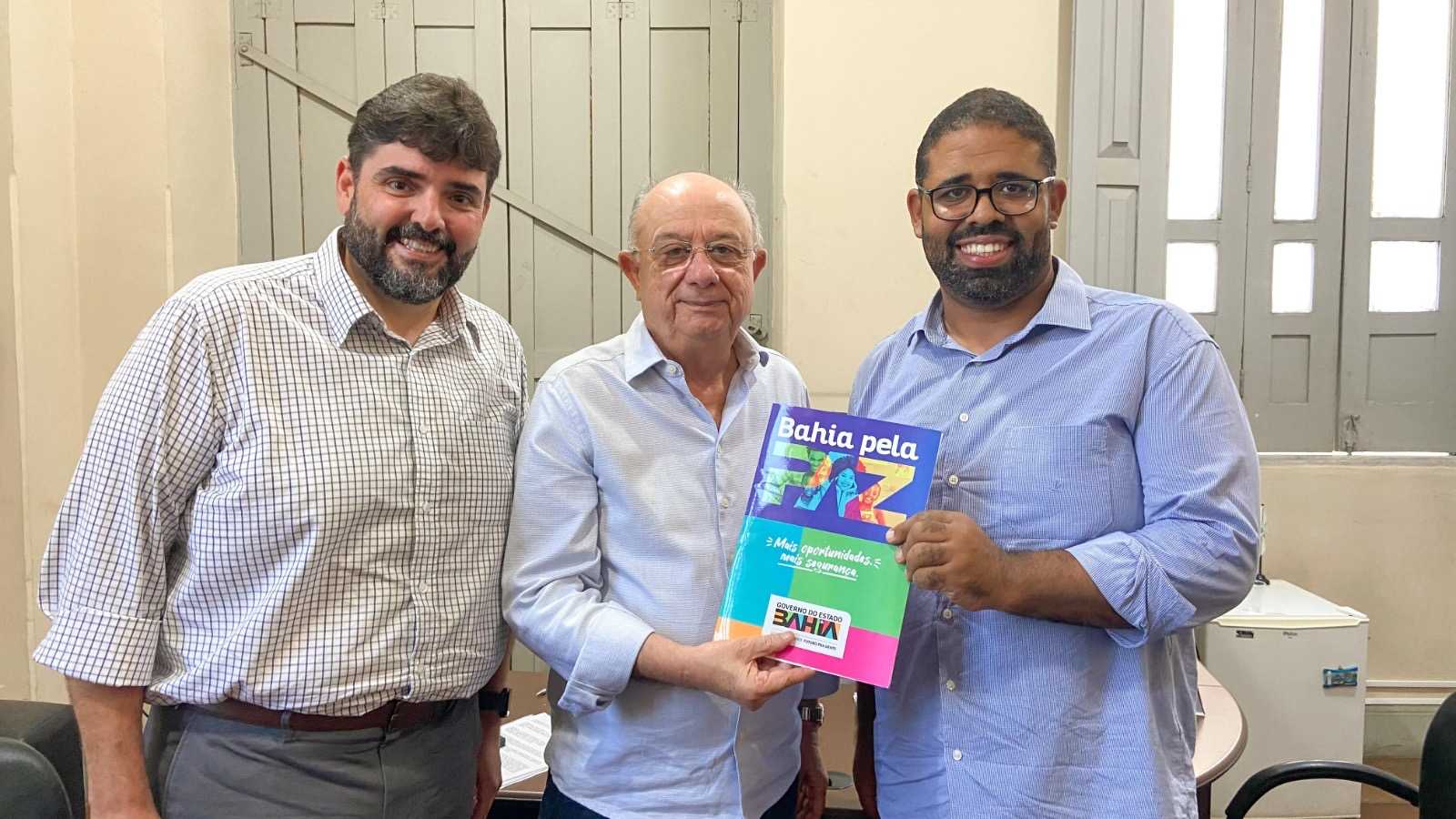 Prefeito de Feira de Santana se reúne com Governo da Bahia para tratar do Programa Bahia pela Paz