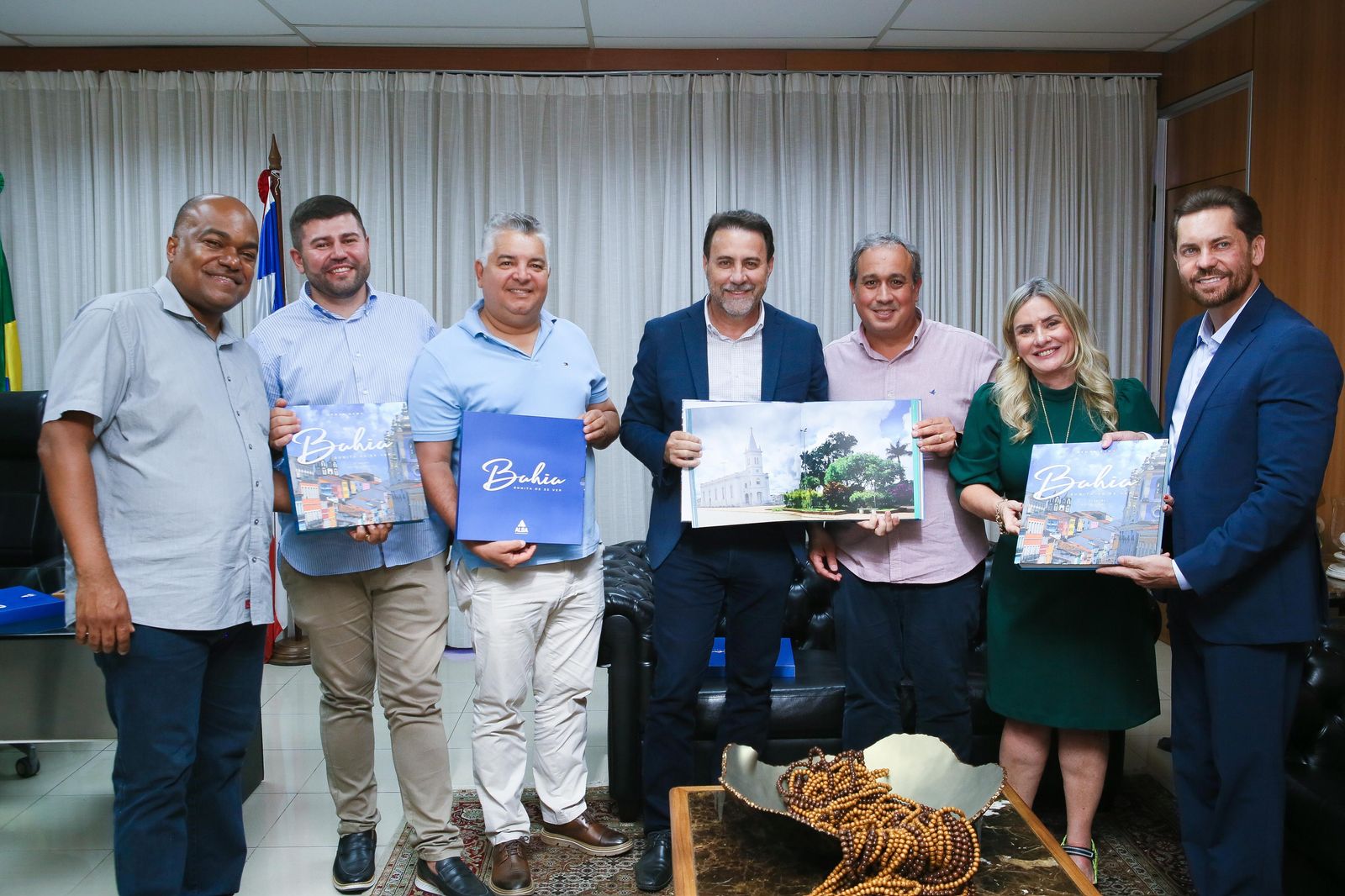 Presidentes das Assembleias da Bahia e de Goiás destacam fortalecimento dos parlamentos em visita à ALBA