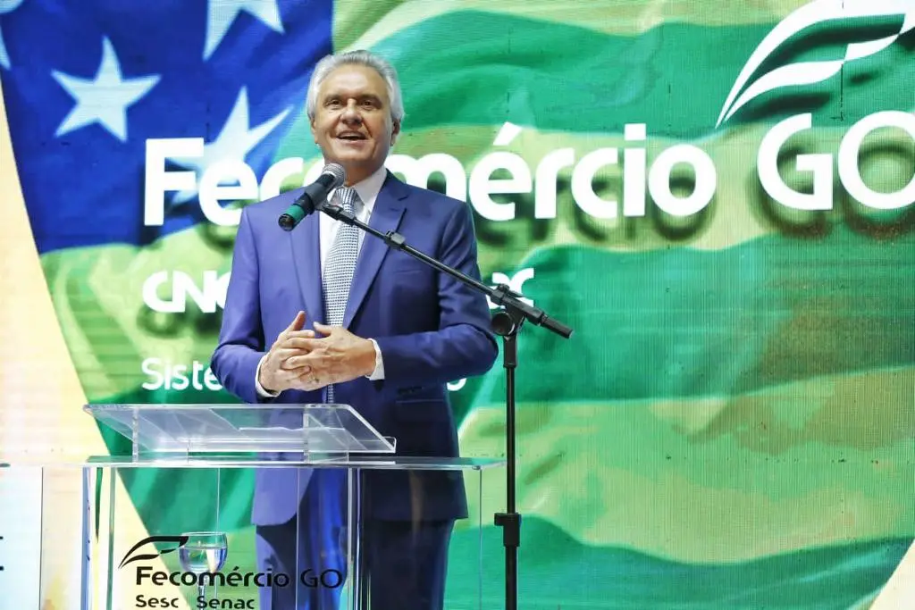 Sem ACM Neto, Ronaldo Caiado fala com a imprensa baiana e confirma lançamento da pré-candidatura presidencial