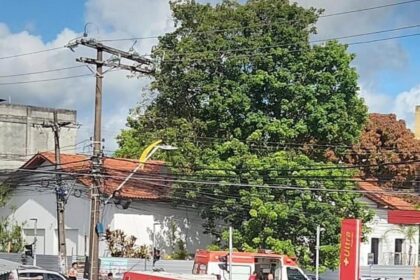 SAMU acionado após acidente no Centro de Camaçari
