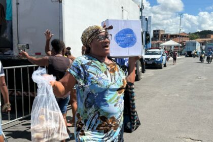 Semana Santa: Franciscanos Recebem Peixe e Cesta Tradicional na Mesa