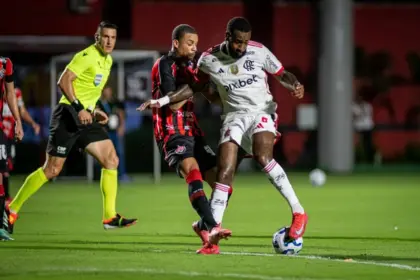 Vitória perde para o Flamengo no Barradão e amplia jejum