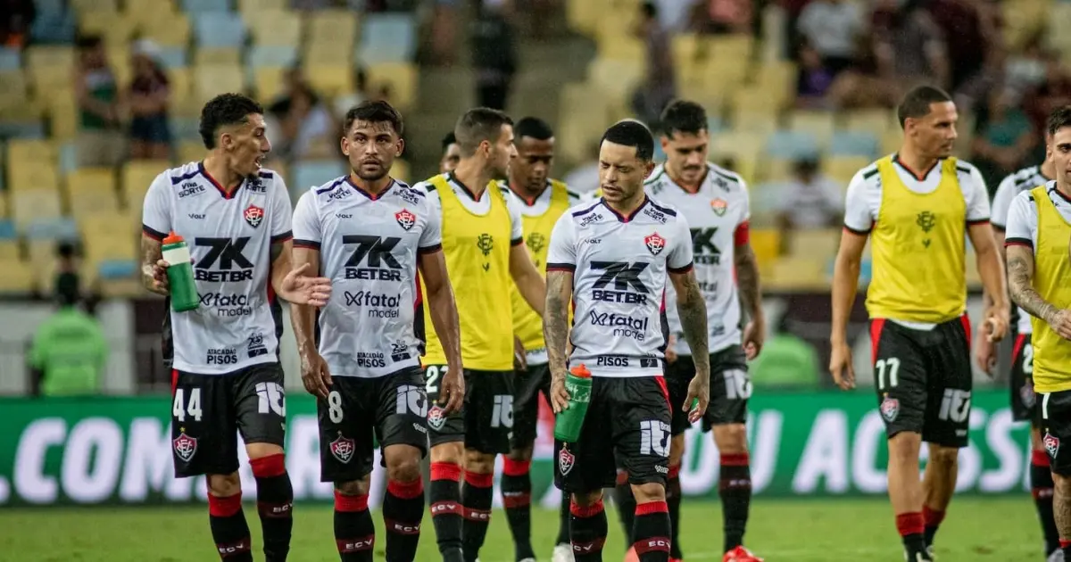 Jogando em casa, Vitória busca primeiro triunfo na 'Sula' contra Cerro Largo