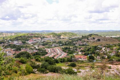 Defesa Civil e técnicos da Codesal visitam áreas de riscos para Central de Monitoramento do tempo