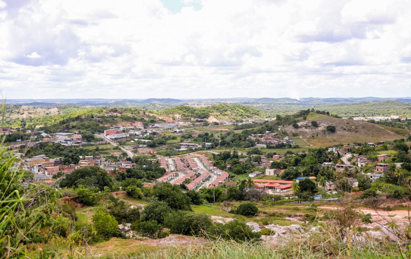 Defesa Civil e técnicos da Codesal visitam áreas de riscos para Central de Monitoramento do tempo