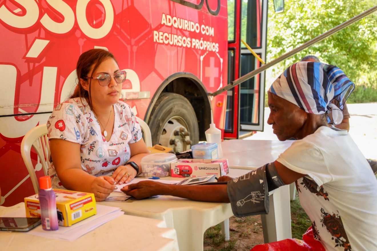 Candeias: Mutirão do MÃE oferece exames e consultas a moradores de Caracatinga
