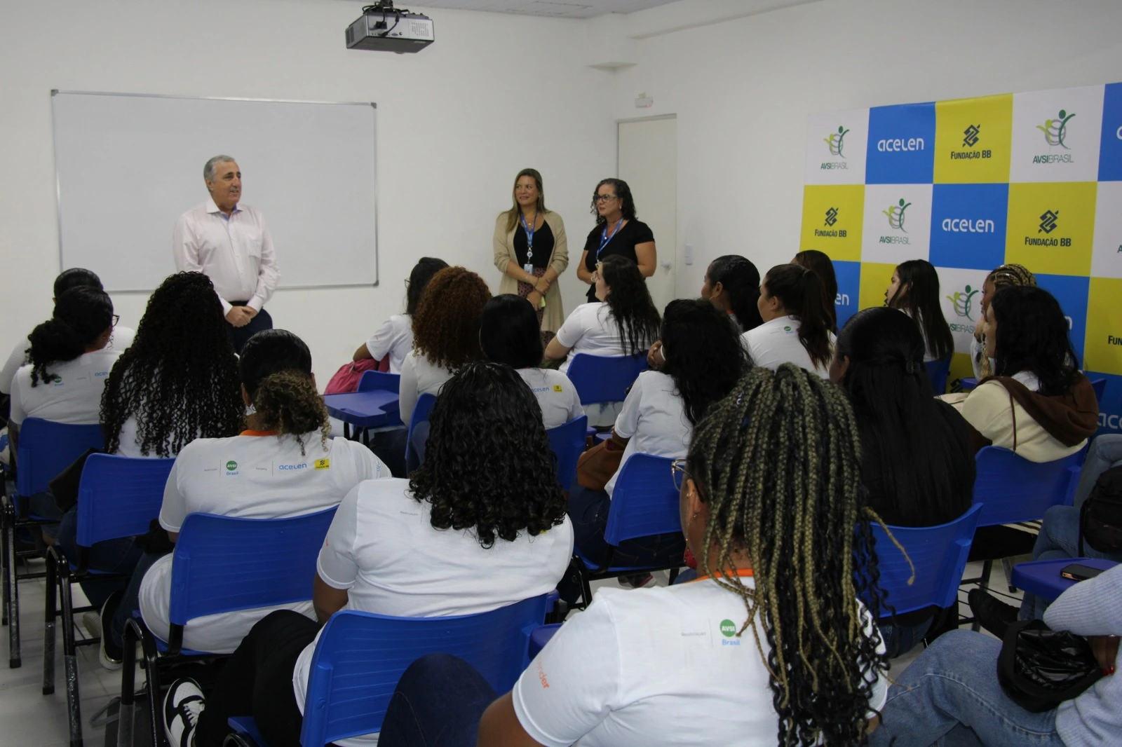 Jovem Aprendiz: Acelen e SENAI promovem formação feminina em petroquímica