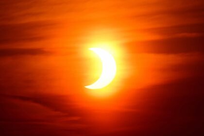 O que aconteceria com a Terra se o Sol desaparecesse?