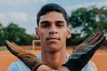 Luva de Pedreiro: Ameaça em Live Choca Seguidores!