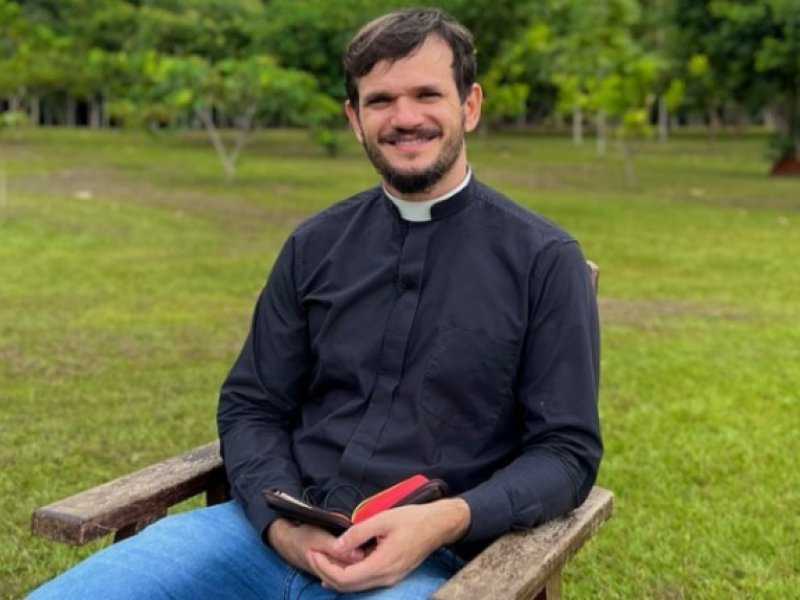 Reborn: Padre Condena Amor Exagerado a Bebês de Plástico