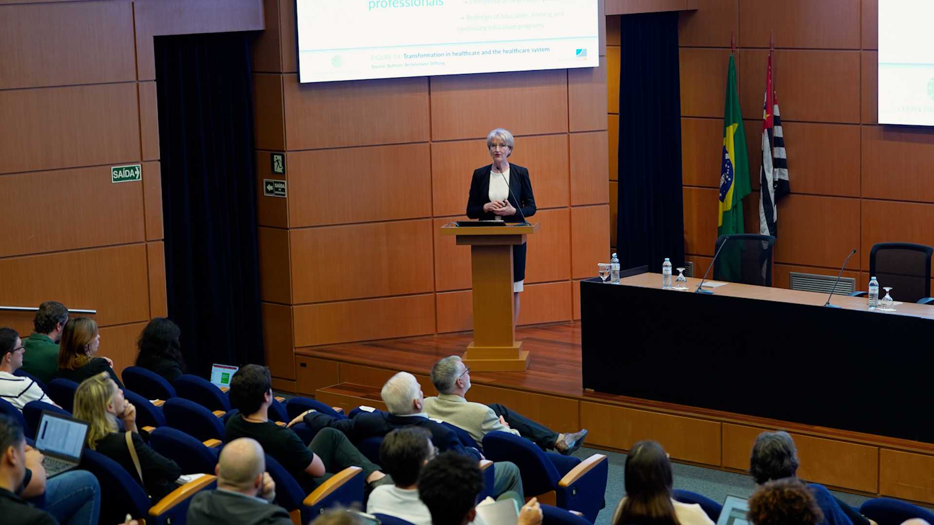 Como os Avanços da IA Estão Transformando a Pesquisa e Outros Aspectos do Mundo