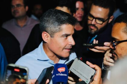 ACM Neto critica abandono da população no Dia do Trabalhador