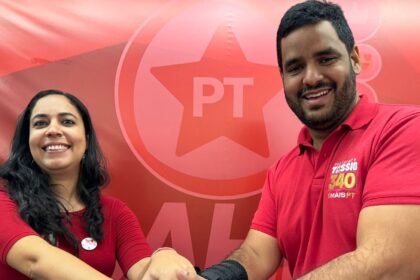 Com apoio de seis ex-candidatos e maioria das correntes internas, Ana Carolina se torna favorita a presidir PT Salvador
