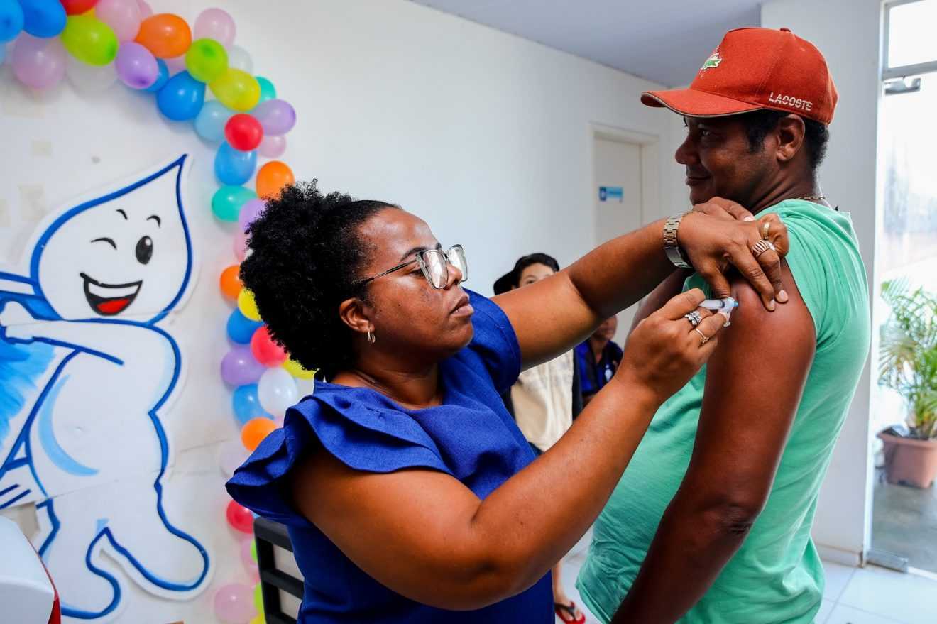 Candeias: Moradores dos Distritos se vacinam contra a gripe no “DIA D”