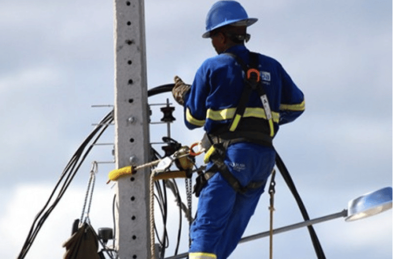 Coelba desliga energia em várias áreas de Camaçari