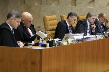 Ex-coordenador da PRF confirma ações para barrar eleitores em 2022