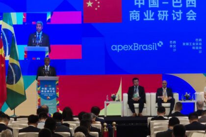 Na China, governador Jerônimo Rodrigues apresenta potencial da Bahia para receber investimentos em tecnologia