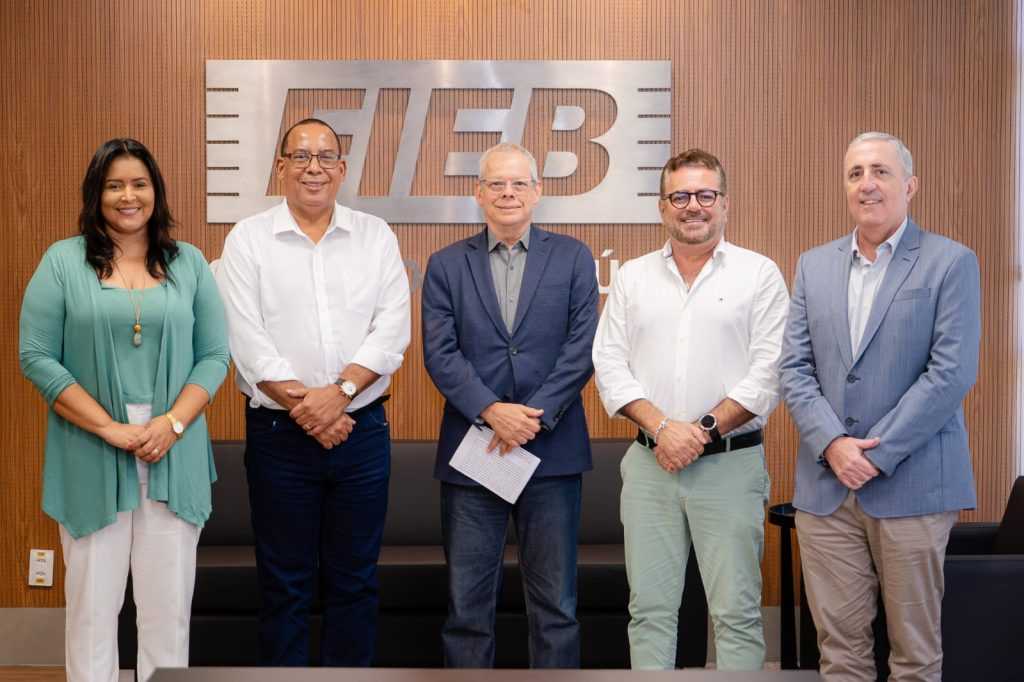 Madre de Deus discute com Acelen estratégias para gerar empregos e qualificar moradores