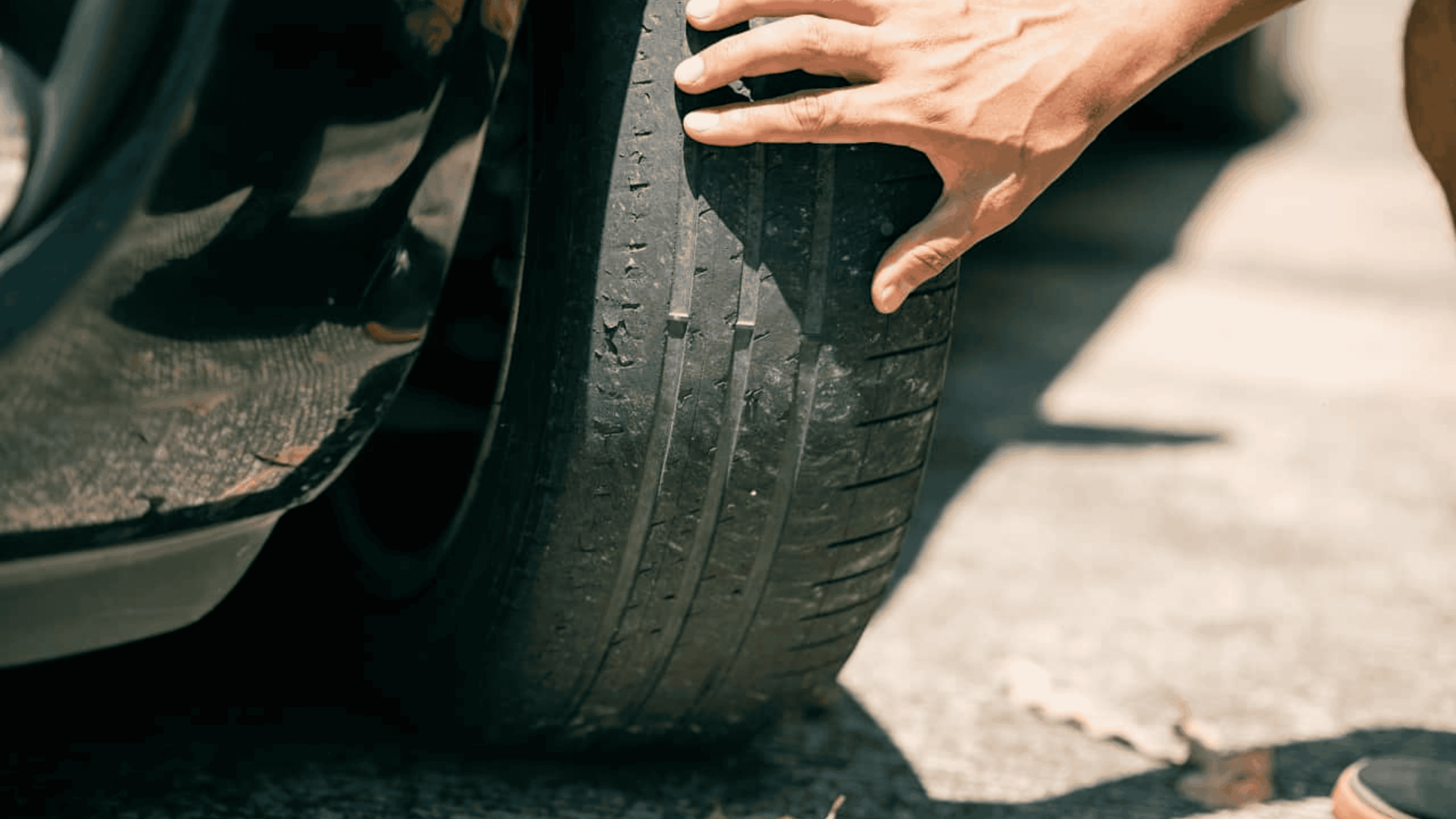 10 hábitos que diminuem a vida útil dos pneus do seu carro