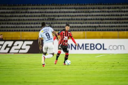 Vitória perde para Universidad Católica e dá adeus à Sul-Americana