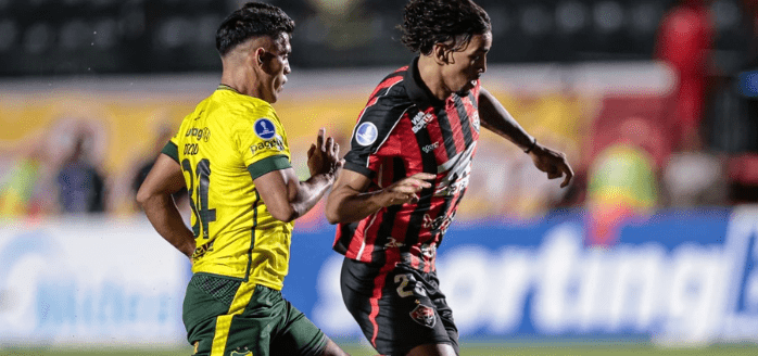 Vitória tropeça em casa, empata com Defensa y Justicia e se complica na Sul-Americana