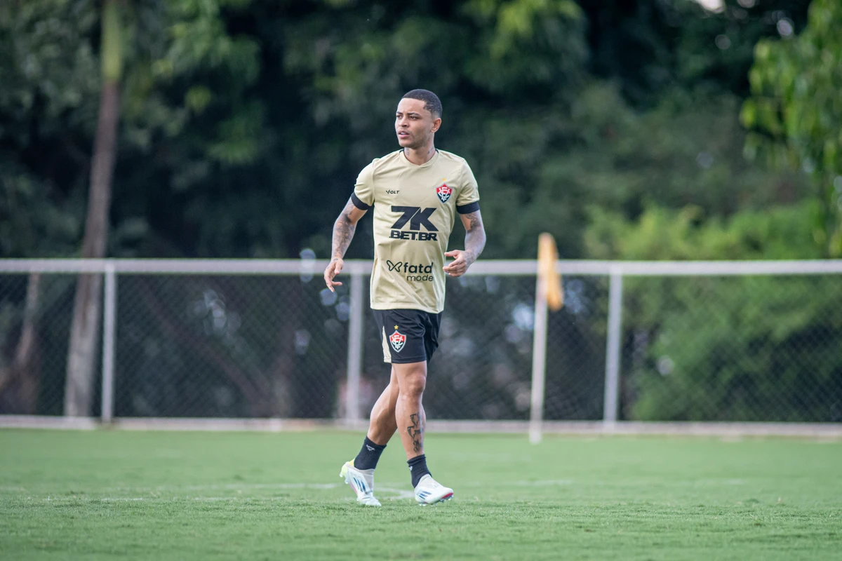 Vitória encara o Ceará para tentar quebrar jejum como visitante na Série A