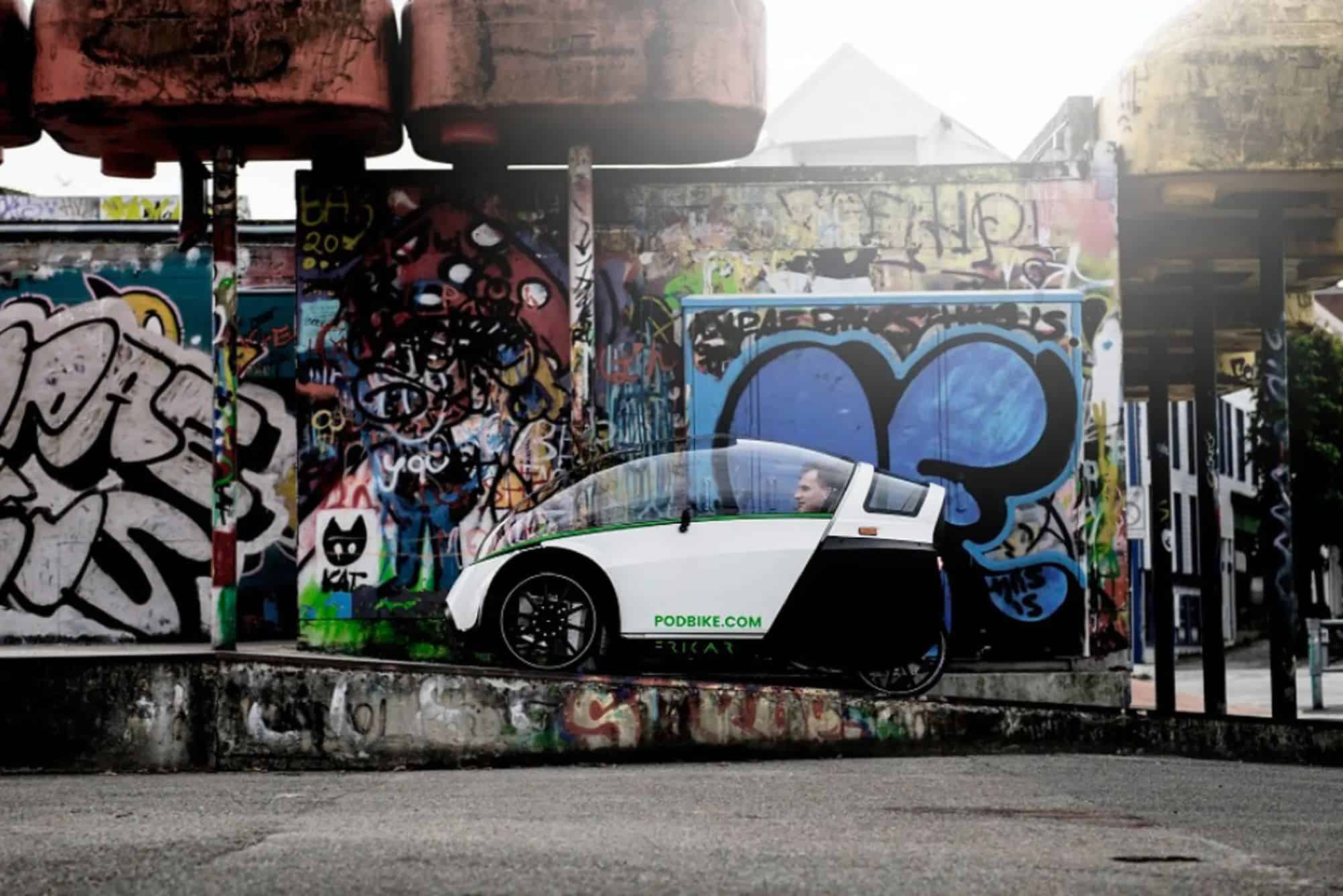 Esse quadriciclo elétrico futurista (e fofo) é o veículo mais legal que você verá hoje