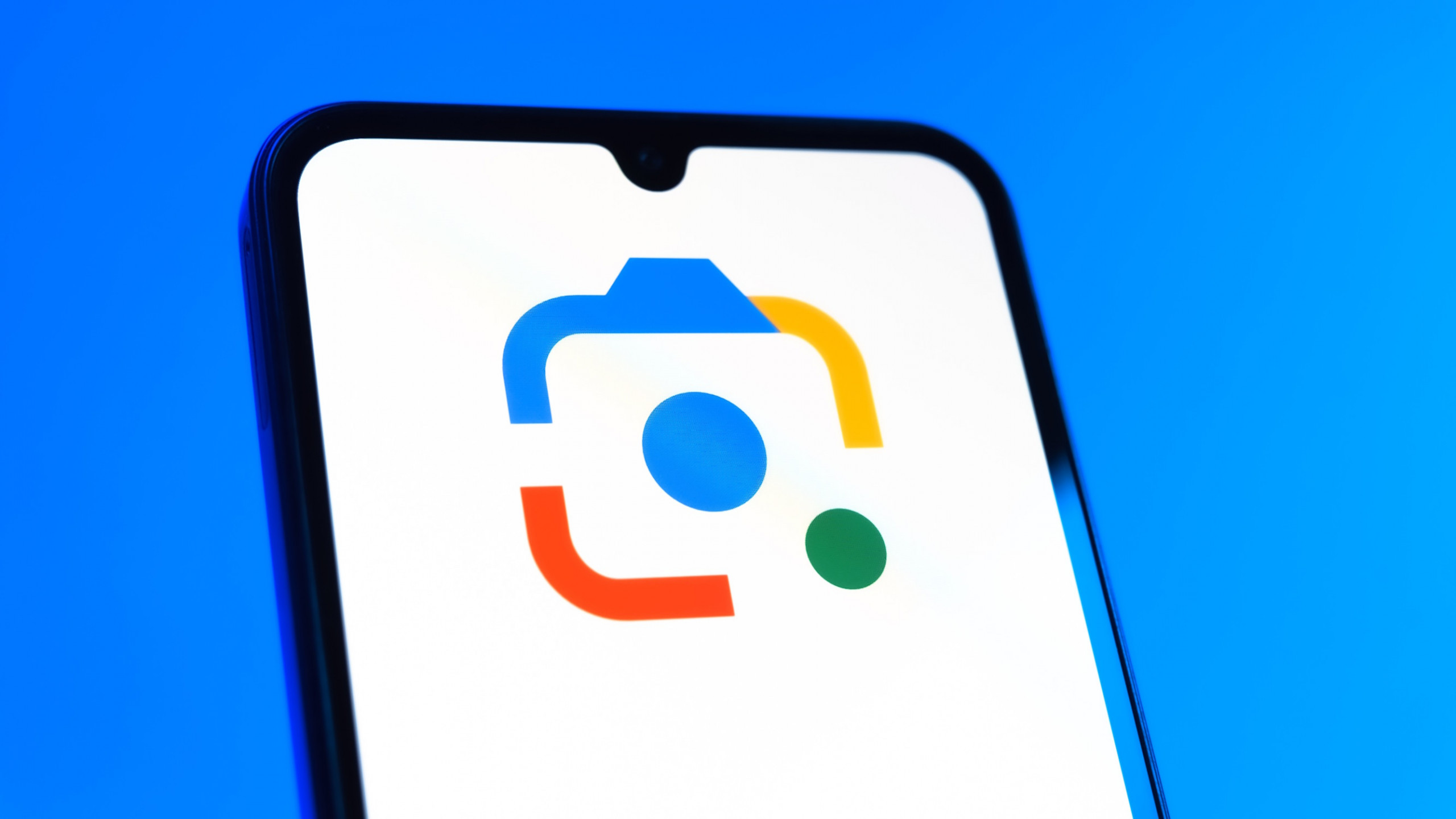 YouTube Shorts vai ganhar integração com Google Lens para buscas em vídeo