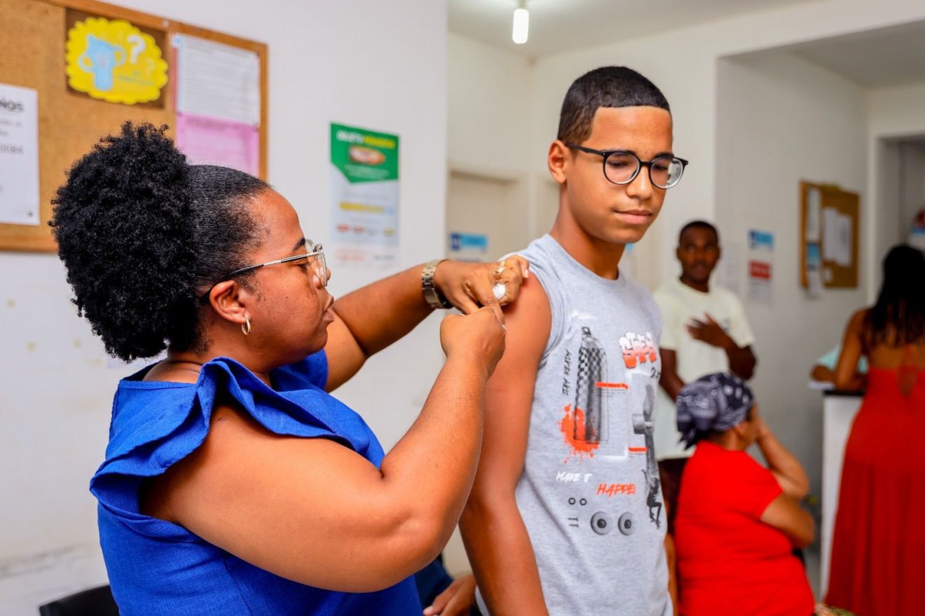 Candeias: mais de 25 mil doses de vacina aplicadas em 2025 Campanha de Vacinação