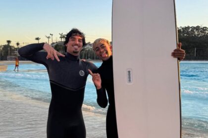 Surfando com Medina: Craque Espanhol Sonha com Neymar!