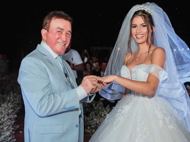 Esposa de Amado Batista celebra amor: 'Estamos no auge!'