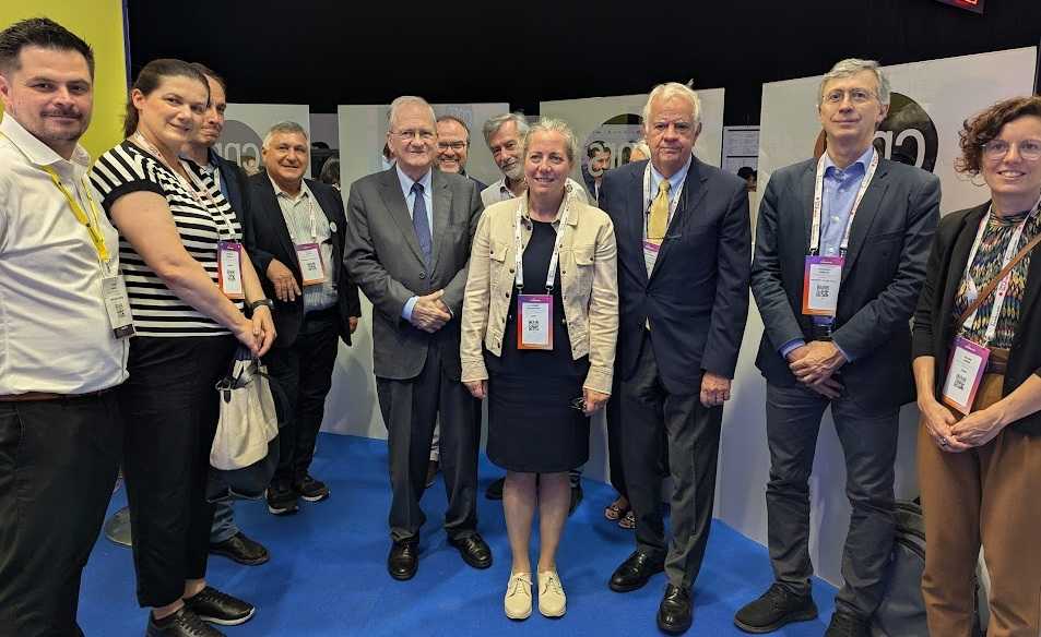 Visita da FAPESP ao Estande do CNRS na VivaTech: Fortalecendo Parcerias em Inovação