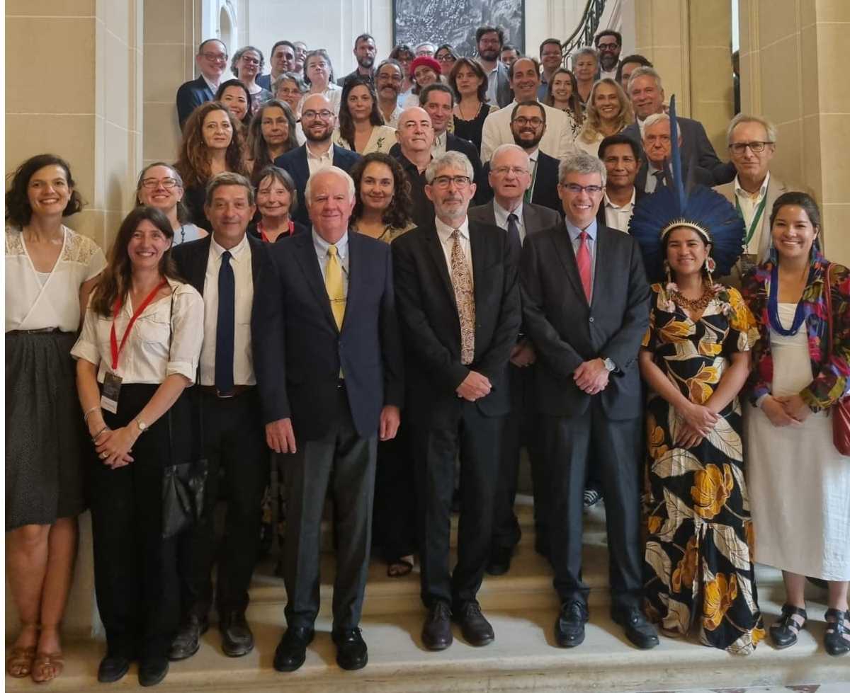 Delegação da FAPESP Recebida na Embaixada Brasileira em Paris: Fortalecendo Laços Internacionais