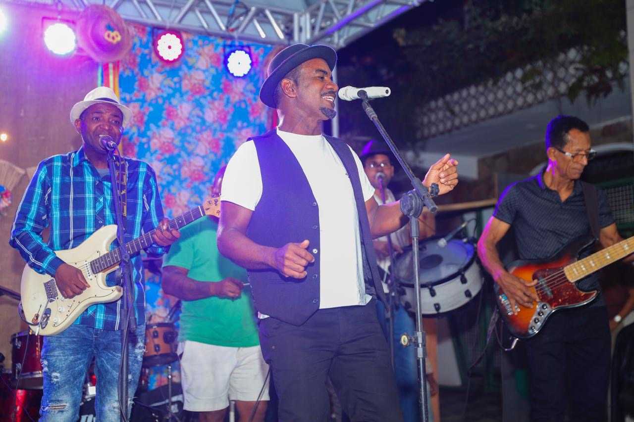 Candeias celebra com centenas a 1ª noite do São Pedro 2023