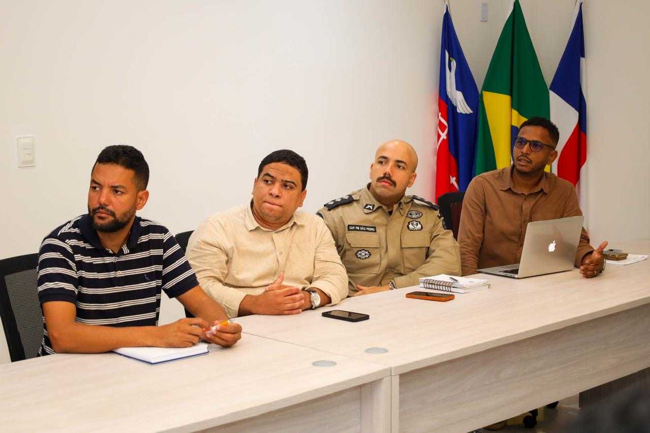 Candeias: Prefeitura e PM definem estratégias para segurança no Arraiá