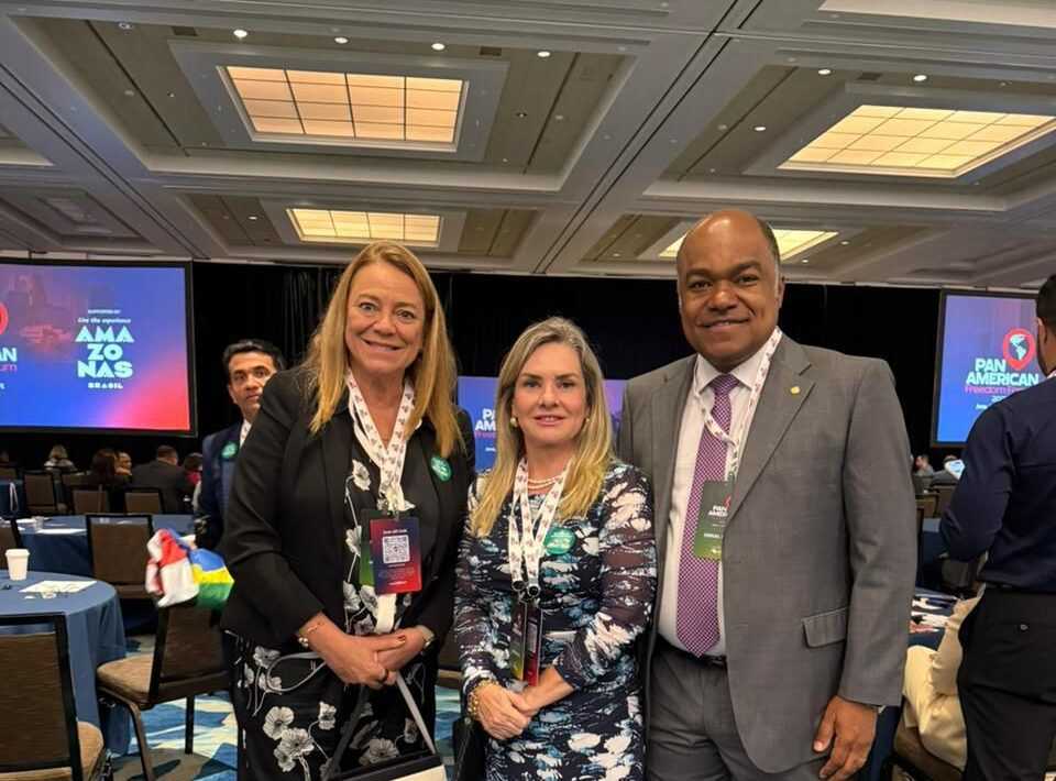 Liderada por Ivana Bastos, comitiva baiana participa de Fórum Internacional da Unale