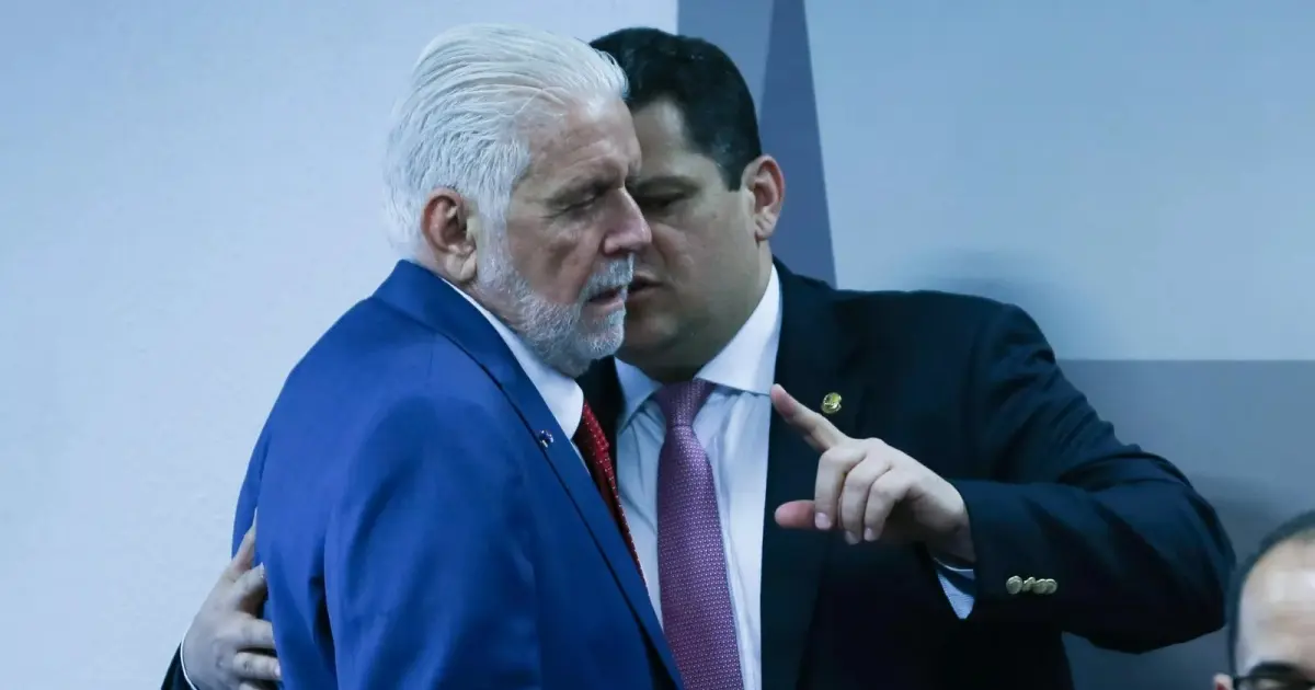 Crise entre Alcolumbre e Wagner durante votação do IOF é contornada após reunião
