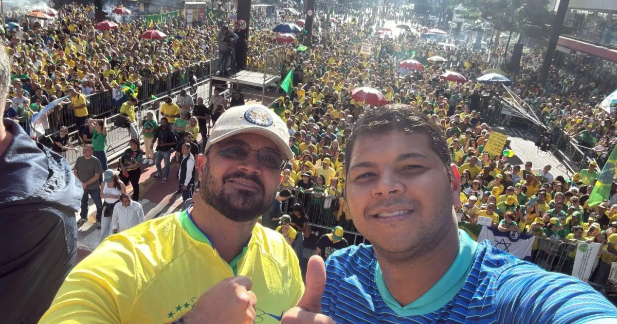 Deputados baianos participam de ato com Bolsonaro na Avenida Paulista