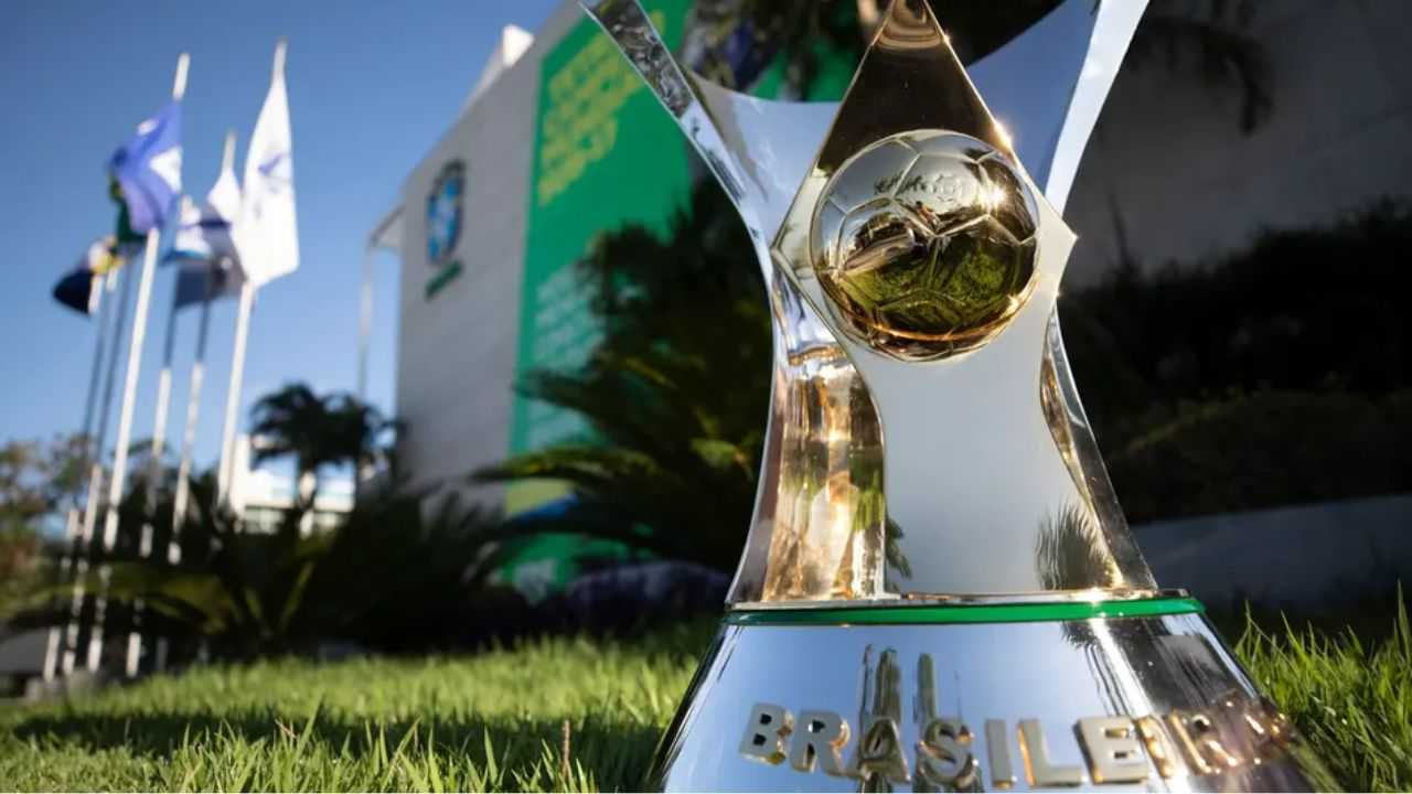 Estudo aponta clubes que mais devem no Brasil; veja posições da dupla Ba-Vi