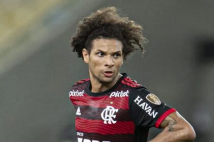 Ex-Flamengo fica próximo de se tornar novo reforço do Santos