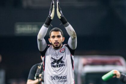 Fábio Mota revela que Lucas Arcanjo deve ser vendido no final do ano pelo Vitória