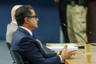 Garnier nega envolvimento em trama golpista: "me ative à minha função"